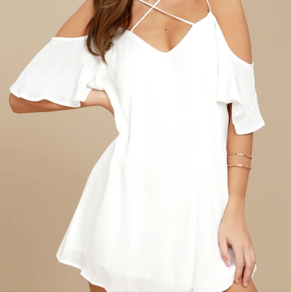 Lulu's Afterglow White Strappy Cold-Shoulder Shift Dress